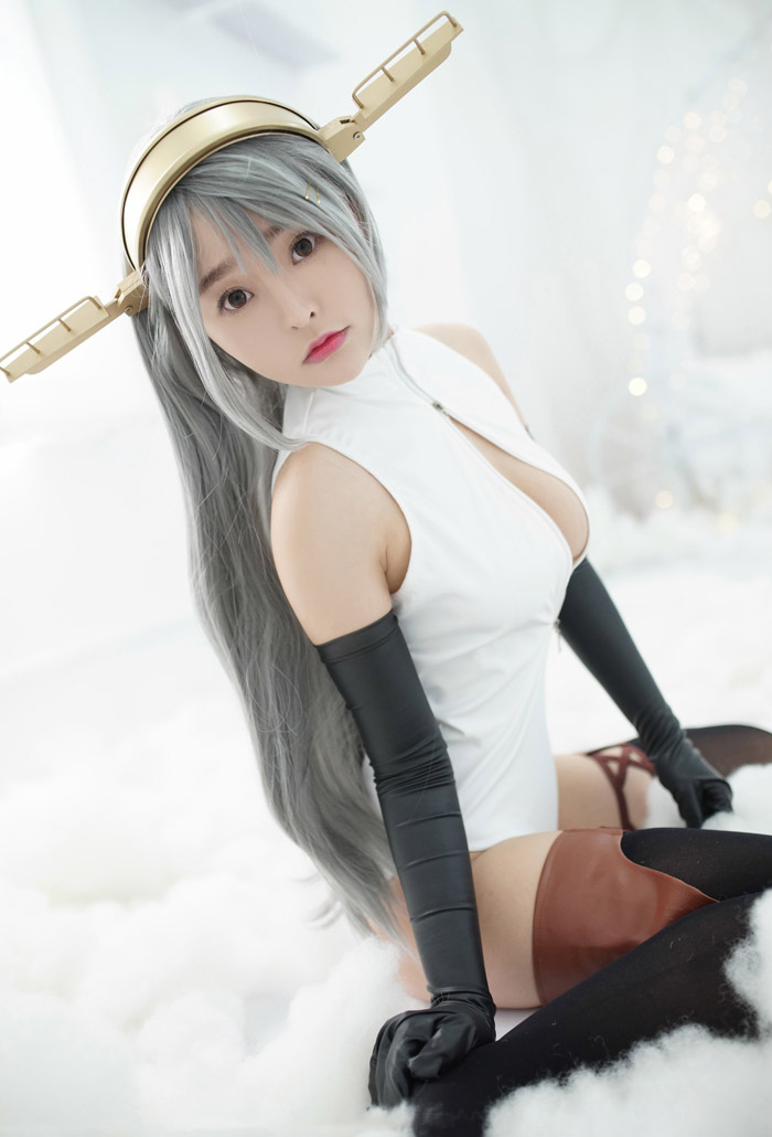 舰娘cosplay柳侑绮大胆开胸泳衣版